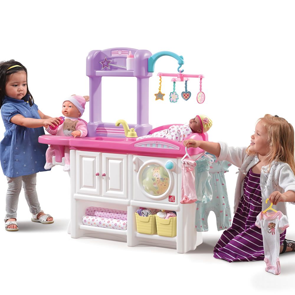 STEP2 LOVE & CARE DELUXE NURSERY Детский стол-пеленатор для игр с куклами