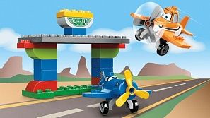 Lego Duplo "Летная школа Шкипера" конструктор